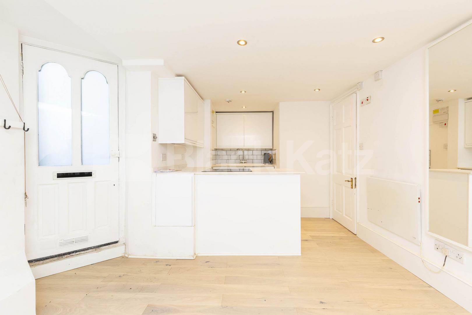 Recently refurbished Studio located on a tree lined street in Highbury Northolme Road, Highbury